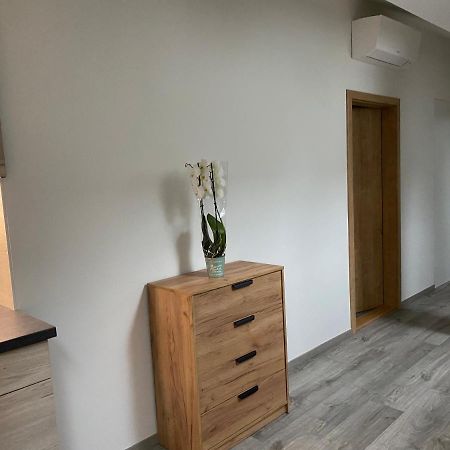 Appartement Klicperovo 2Kk à Hradec Králové Extérieur photo