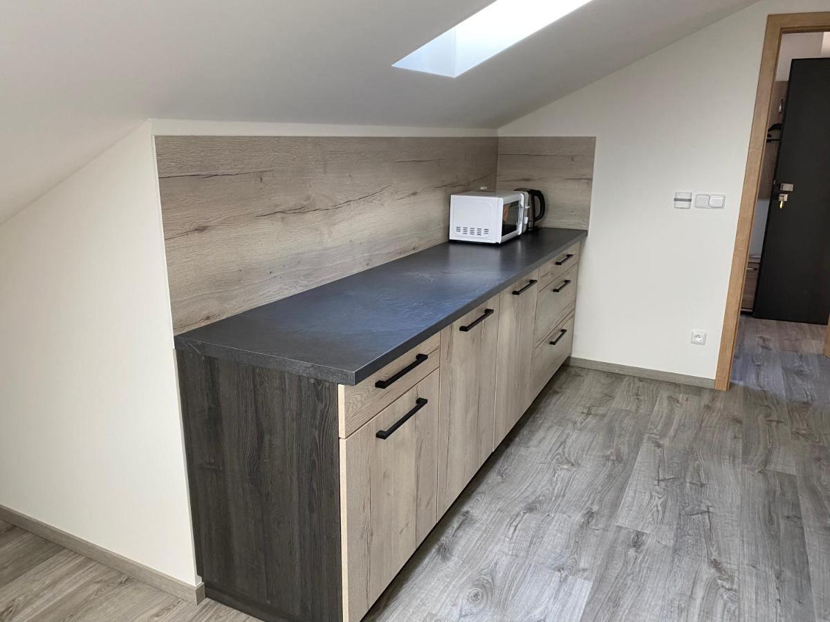 Appartement Klicperovo 2Kk à Hradec Králové Extérieur photo